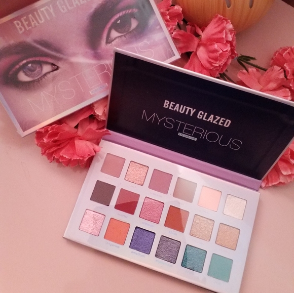 Beauty Glaze Other - Beauty Glaze Eyeshadow